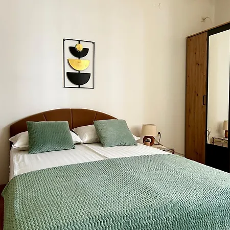 Mina Penthouse Apartman *